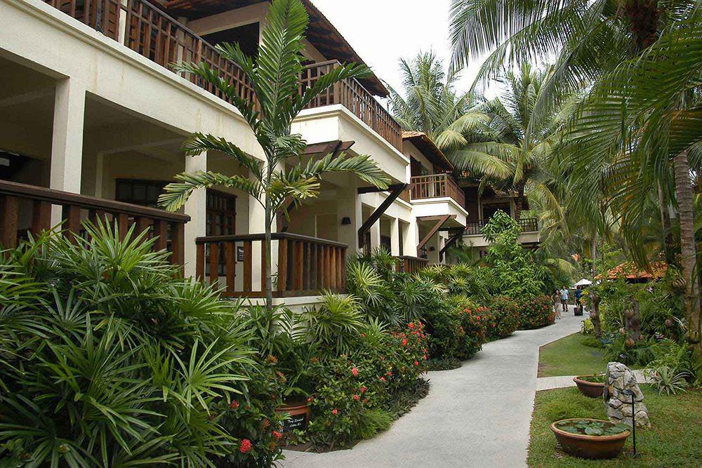 Avillion Port Dickson Hotel Exterior foto The Villas